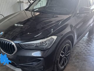 2021 BMW X1 18d xDrive II (F48) Рестайлинг, чёрный, 3300000 рублей, вид 1