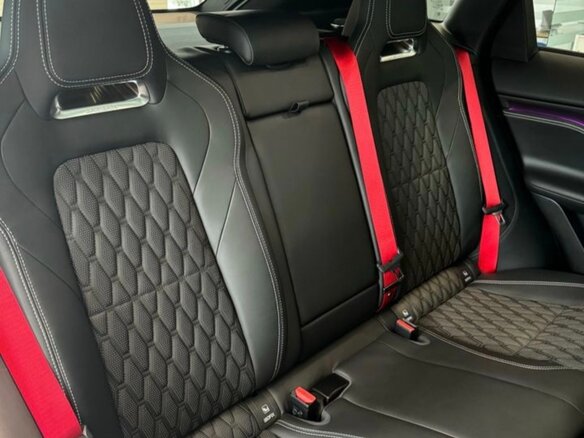 2019 Jaguar F-Pace SVR I, чёрный, 8500000 рублей - вид 33