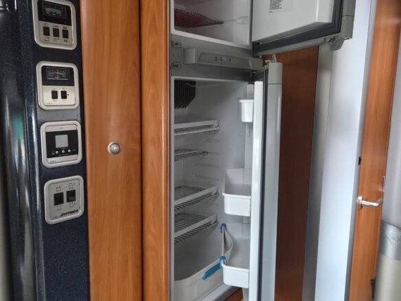 2003 Mercedes-Benz Sprinter, серебристый, 5150000 рублей - вид 11