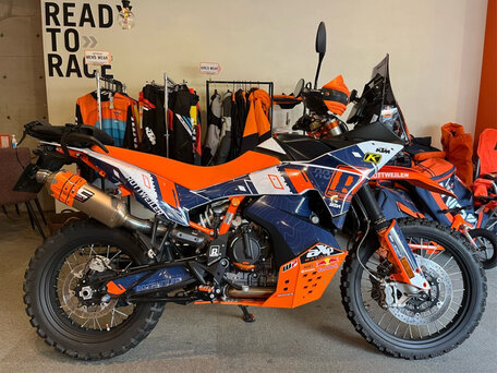 2023 KTM 890 Adventure R, белый, 1350000 рублей, вид 2