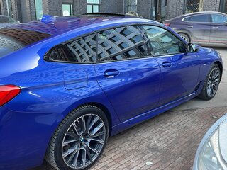 2020 BMW 6 серии Gran Turismo 630d xDrive IV (G32) Рестайлинг, синий, 5800000 рублей, вид 3