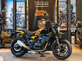 2025 Royal Enfield Guerrilla 450, жёлтый, 559000 рублей