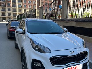 2019 Kia Sportage IV Рестайлинг, белый, 2200000 рублей, вид 1