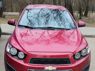 2013 Chevrolet Aveo II, красный, 750000 рублей, вид 2