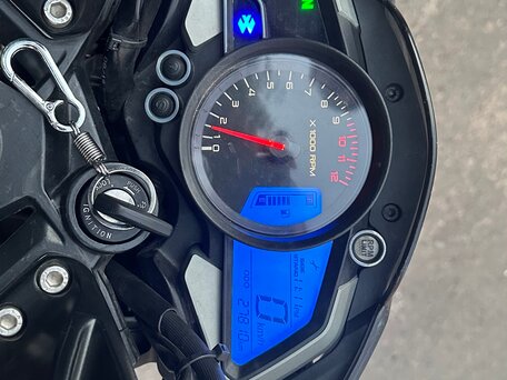 2019 Bajaj Pulsar NS 200, чёрный, 180000 рублей, вид 5