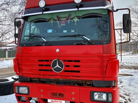 1996 Mercedes-Benz Actros, красный, 550000 рублей, вид 1