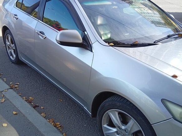 2008 Honda Accord VIII, серебристый - вид 2