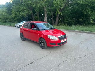 2013 Skoda Fabia II Рестайлинг, красный, 375000 рублей, вид 1