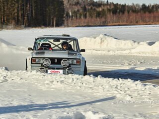 2008 Lada (ВАЗ) 2105, белый, 1500000 рублей, вид 1