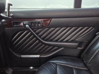 1991 Mercedes-Benz S-Класс 350 II (W126) Рестайлинг, серый, 700000 рублей, вид 4
