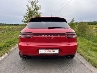 2019 Porsche Macan S I Рестайлинг, красный, 5350000 рублей, вид 5