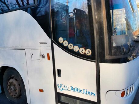 1999 Volvo B12 Series, белый, 1700000 рублей, вид 3