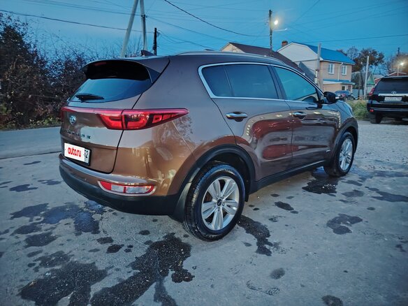 2016 Kia Sportage IV, коричневый, 1950000 рублей - вид 6