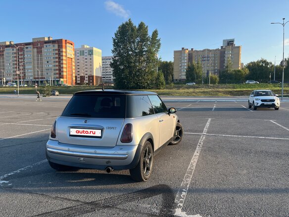2003 Mini Hatch Cooper I (R50), серебристый, 560000 рублей - вид 6