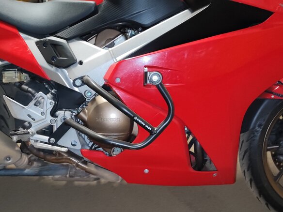2015 Honda VFR 800, красный, 600000 рублей - вид 16