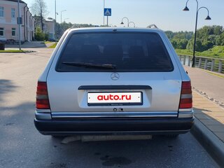 1995 Mercedes-Benz E-Класс 220 I (W124), серый, 505000 рублей, вид 5