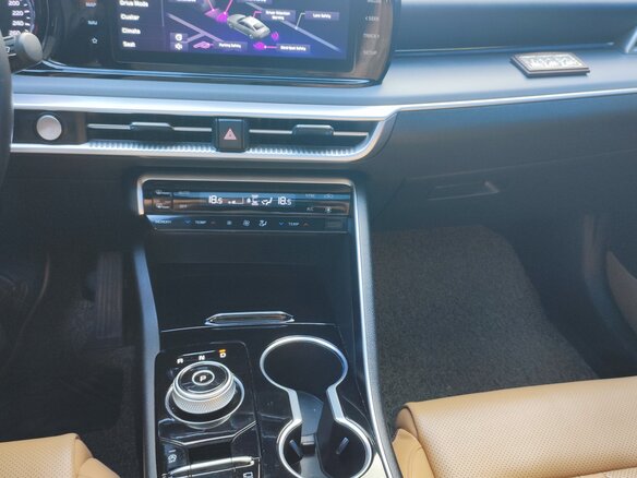 2020 Kia K5 III, белый, 2780000 рублей - вид 11