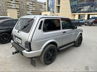 2017 Lada (ВАЗ) 2121 (4x4) Urban I Рестайлинг, серебристый, 700000 рублей, вид 4
