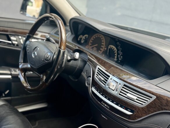 2008 Mercedes-Benz S-Класс 350 V (W221), чёрный - вид 3