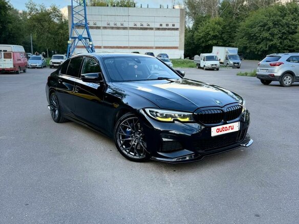 2019 BMW 3 серии 330i VII (G2x), чёрный, 3985000 рублей