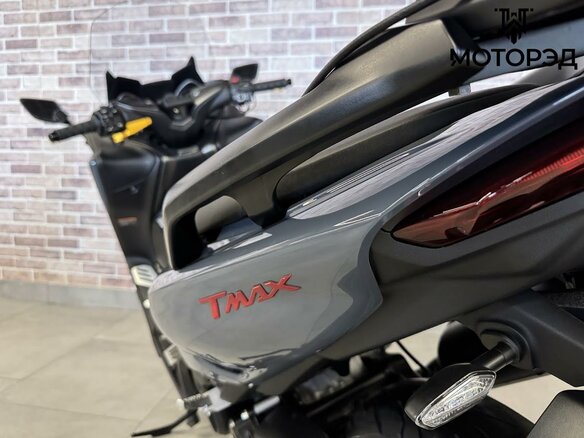 2022 Yamaha TMAX, серый, 1400000 рублей - вид 10