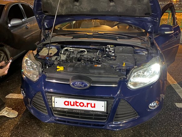 2012 Ford Focus III, синий, 700000 рублей - вид 2