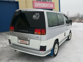 1998 Nissan Elgrand I (E50), серый, 800000 рублей, вид 3