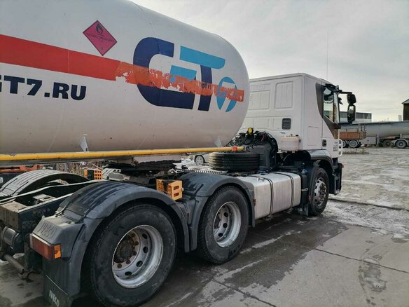 2014 Iveco Stralis, белый, 2500000 рублей - вид 1