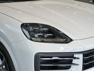 2025 Porsche Cayenne Coupé III Рестайлинг, белый, 15912000 рублей, вид 3
