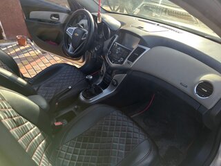 2012 Chevrolet Cruze I, серебристый, 830000 рублей, вид 5