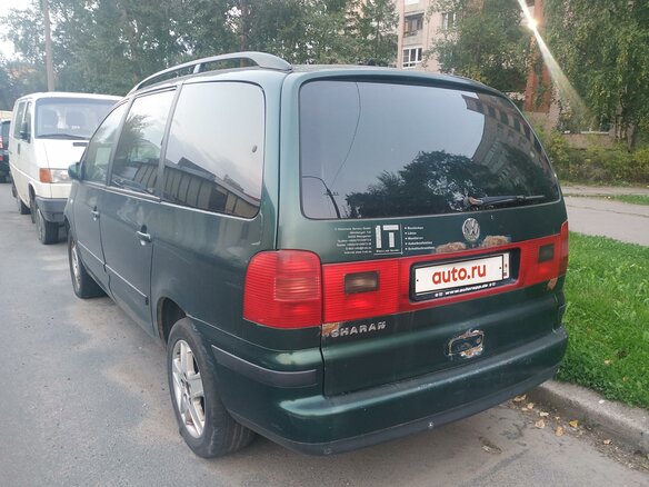 2002 Volkswagen Sharan I Рестайлинг, зелёный, 600000 рублей - вид 1