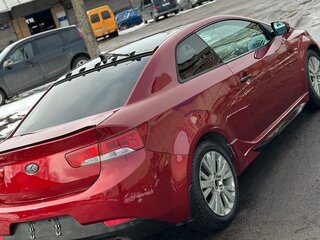 2010 Kia Cerato Koup II, красный, 850000 рублей, вид 3