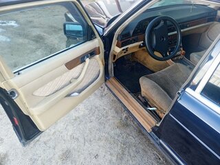 1985 Mercedes-Benz S-Класс 300 II (W126) Рестайлинг, синий, 500000 рублей, вид 5