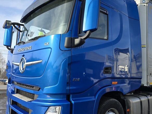 2023 Dongfeng DFH 4180, синий, 5000000 рублей - вид 9