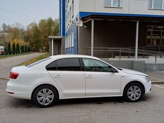 2013 Volkswagen Jetta VI, белый, 950000 рублей, вид 2