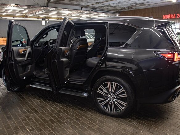 2025 Lexus LX 700h IV, чёрный, 22000000 рублей - вид 7