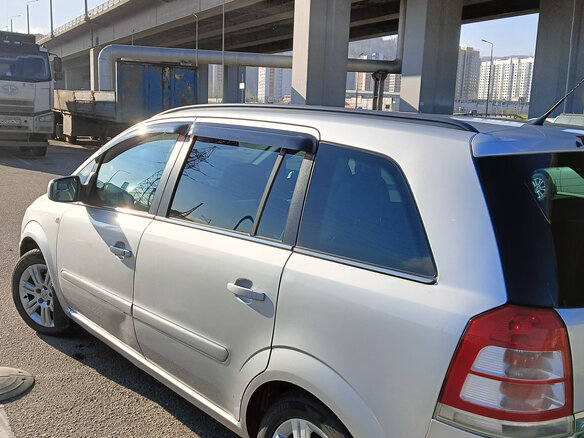2011 Opel Zafira B Рестайлинг, серый, 899000 рублей - вид 6