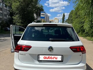 2017 Volkswagen Tiguan II, белый, 1950000 рублей, вид 4