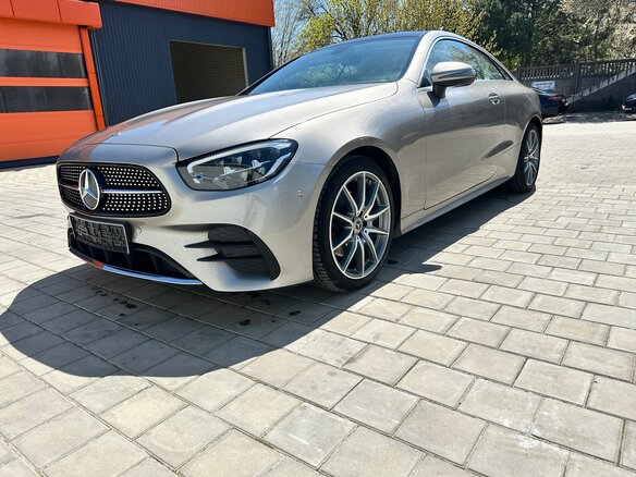 2021 Mercedes-Benz E-Класс 200 V (W213, S213, C238) Рестайлинг, серый, 7300000 рублей - вид 1