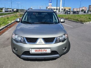 2008 Mitsubishi Outlander II, бежевый, 930000 рублей, вид 2