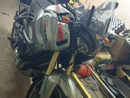 2011 Yamaha XT1200Z Super Tenere, серый, 650000 рублей, вид 2