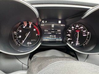2022 Alfa Romeo Giulia II (952) Рестайлинг, серый, 3950000 рублей, вид 4
