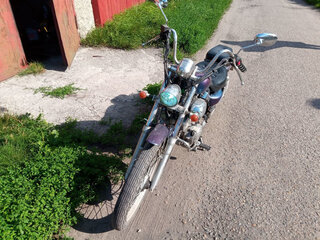Yamaha XV400 Virago