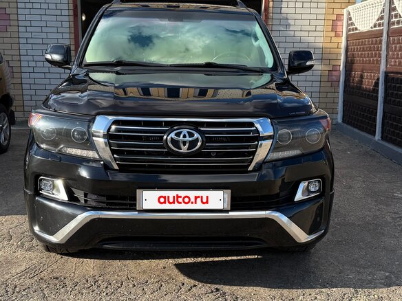 2012 Toyota Land Cruiser 200 Series Рестайлинг 1, чёрный, 4600000 рублей - вид 2