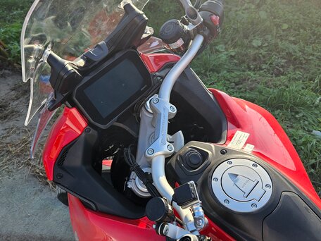 2022 Ducati Multistrada V4, красный, 2099000 рублей, вид 3