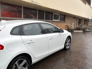 2016 Volvo V40 II Рестайлинг, белый, 1430000 рублей, вид 4