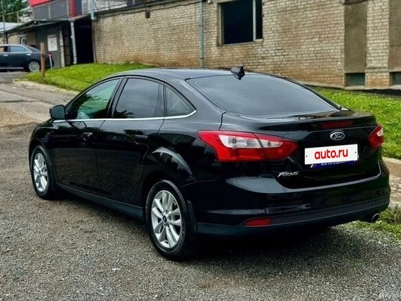 2013 Ford Focus III, чёрный, 890000 рублей - вид 1