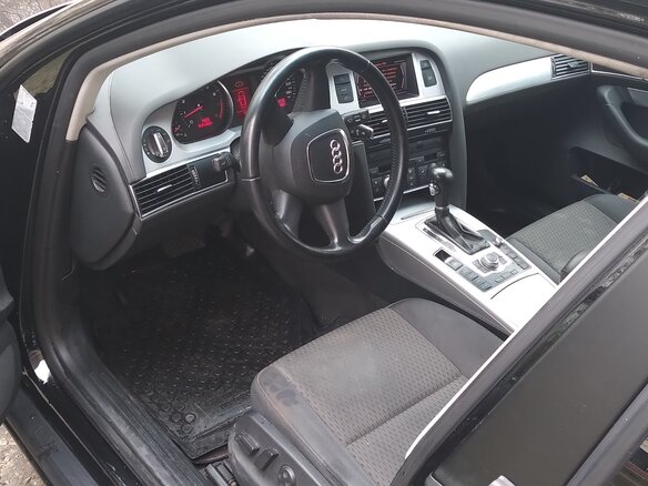 2010 Audi A6 III (C6) Рестайлинг, чёрный, 680000 рублей - вид 4
