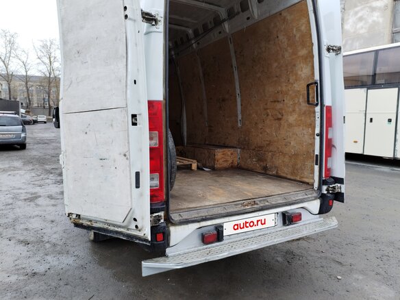 2012 Iveco Daily, белый - вид 9