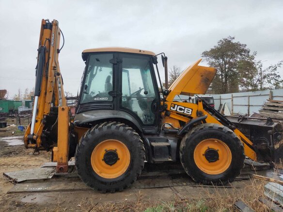 2012 JCB 4CX, жёлтый, 8300000 рублей - вид 5